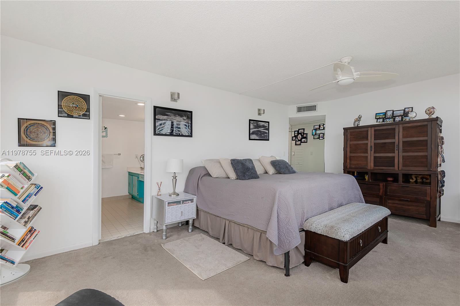 OLYMPUS CONDO PHASE - Residential