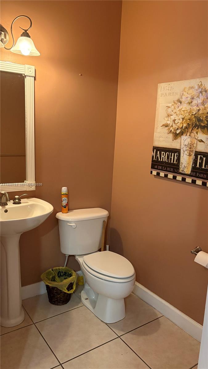 CARIBE AT BONITA LAKES - Residential Lease