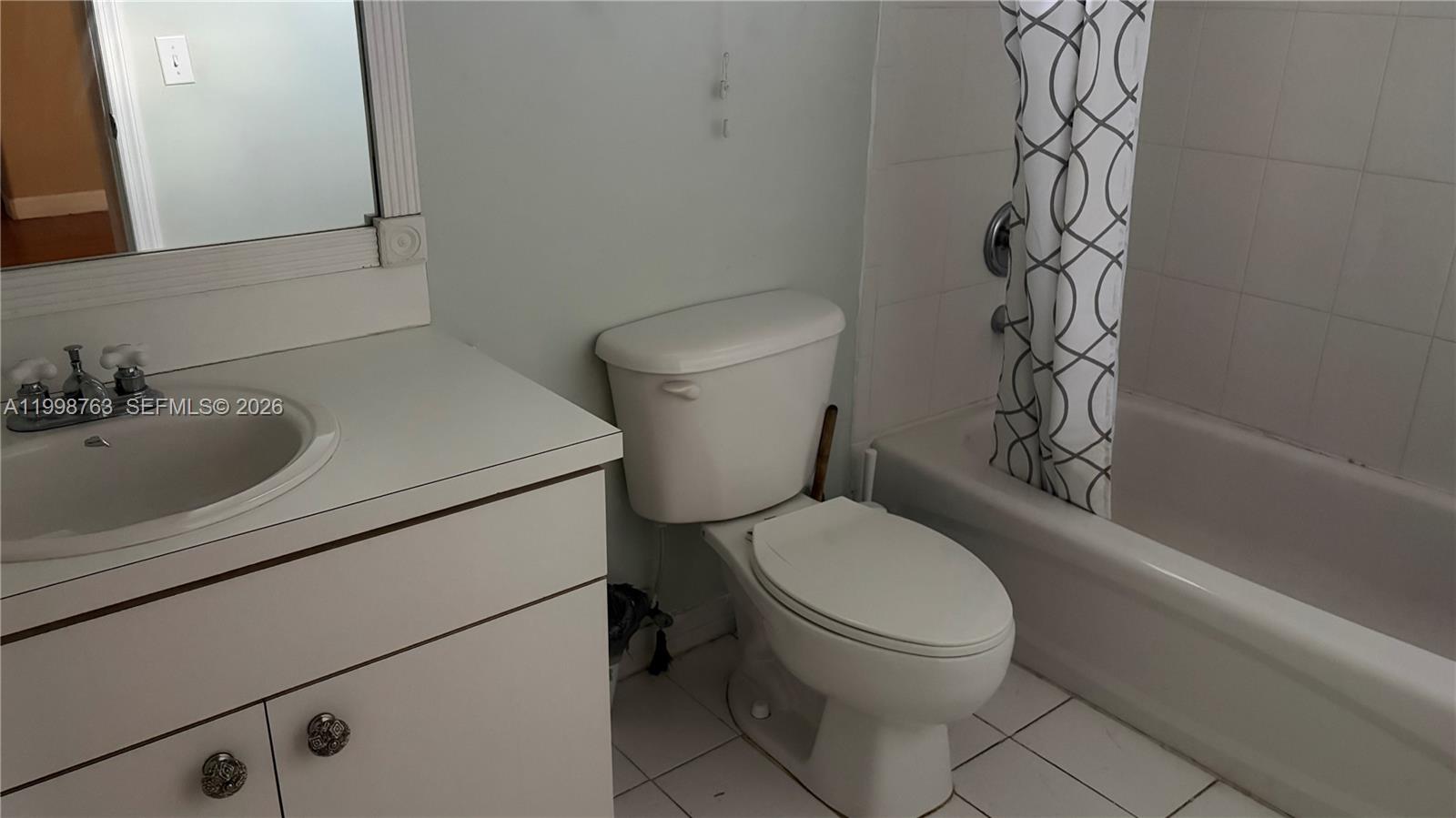 CARIBE AT BONITA LAKES - Residential Lease