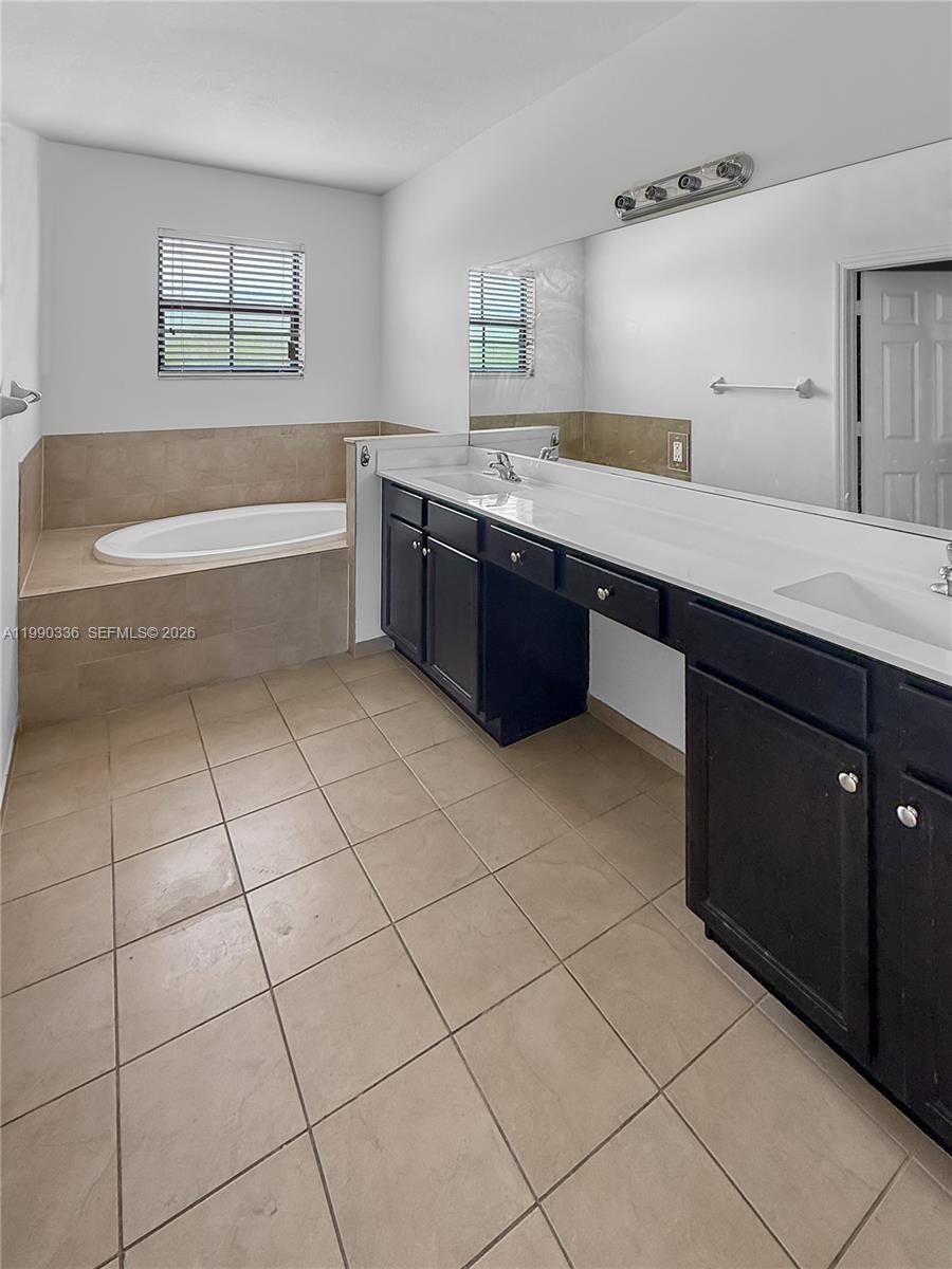 BAYWINDS AT COZUMEL - Residential