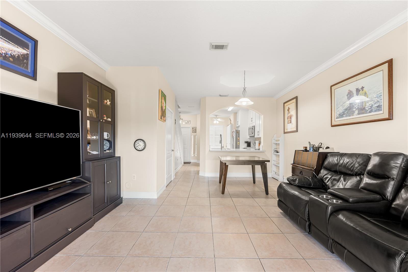 View photos, virtual tours, details... 15750 SW 92nd Ave 21C