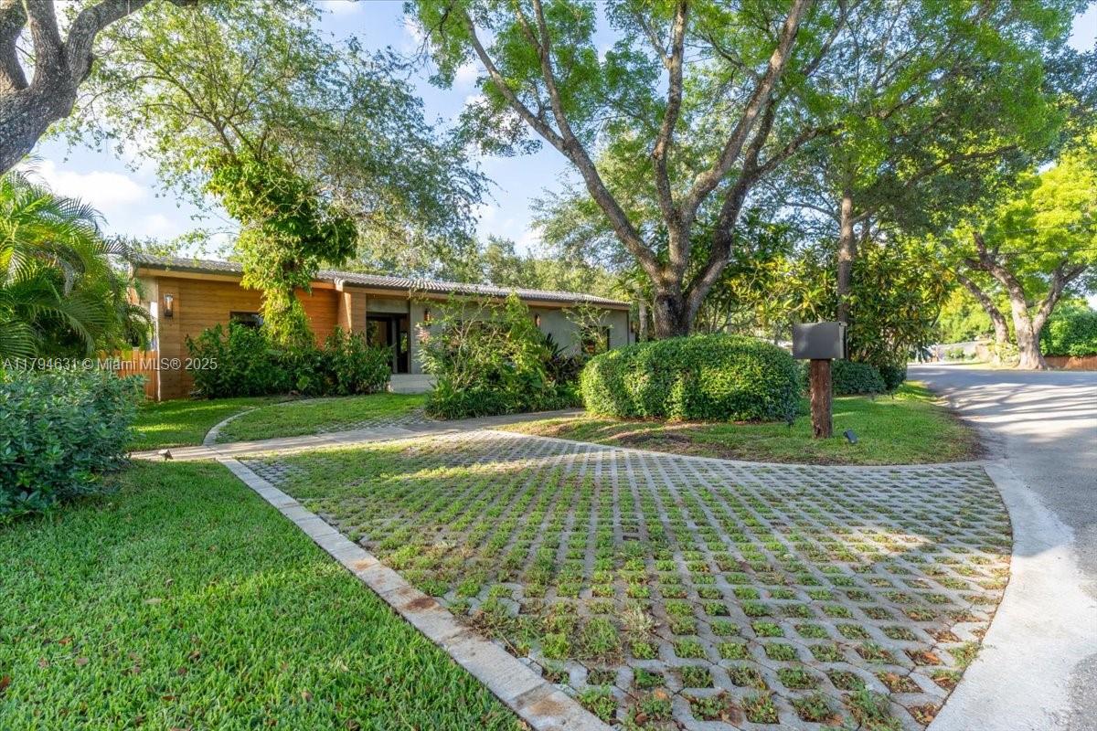 105 NW 92nd St