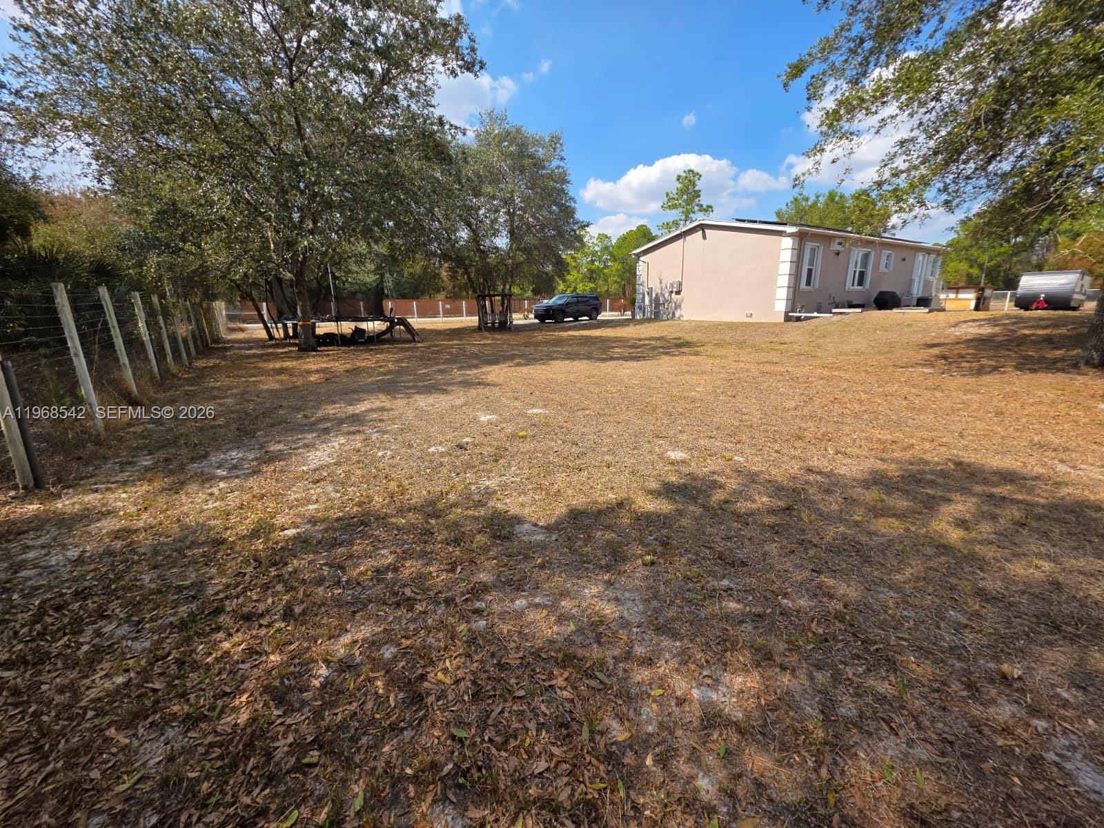 MONTURA SOUTH HALF - Residential