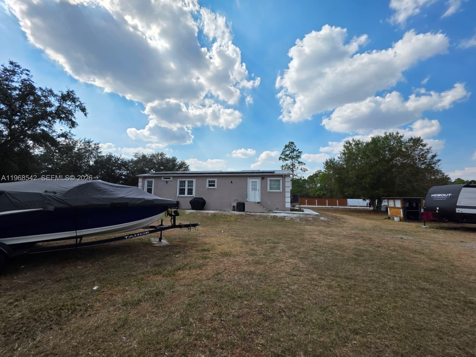 MONTURA SOUTH HALF - Residential