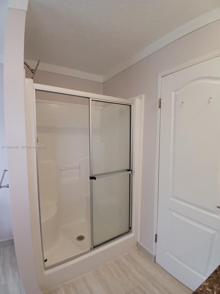 MONTURA SOUTH HALF - Residential