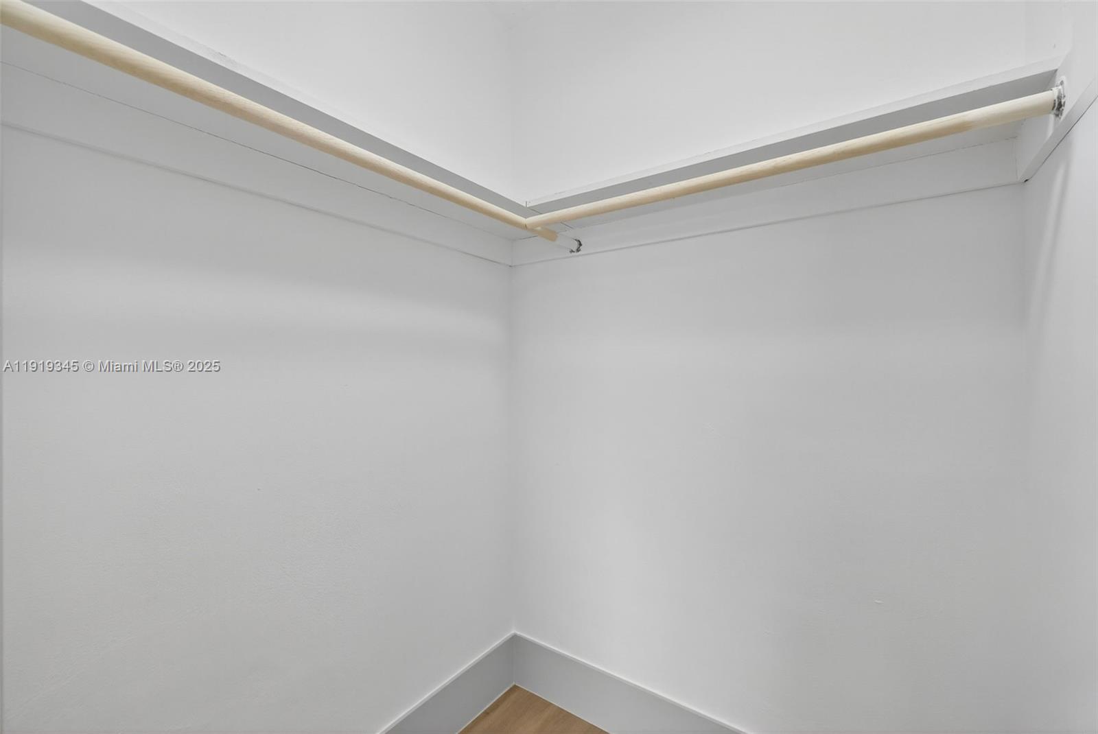 8TH ADDN TO RICHMOND HEIG - Residential