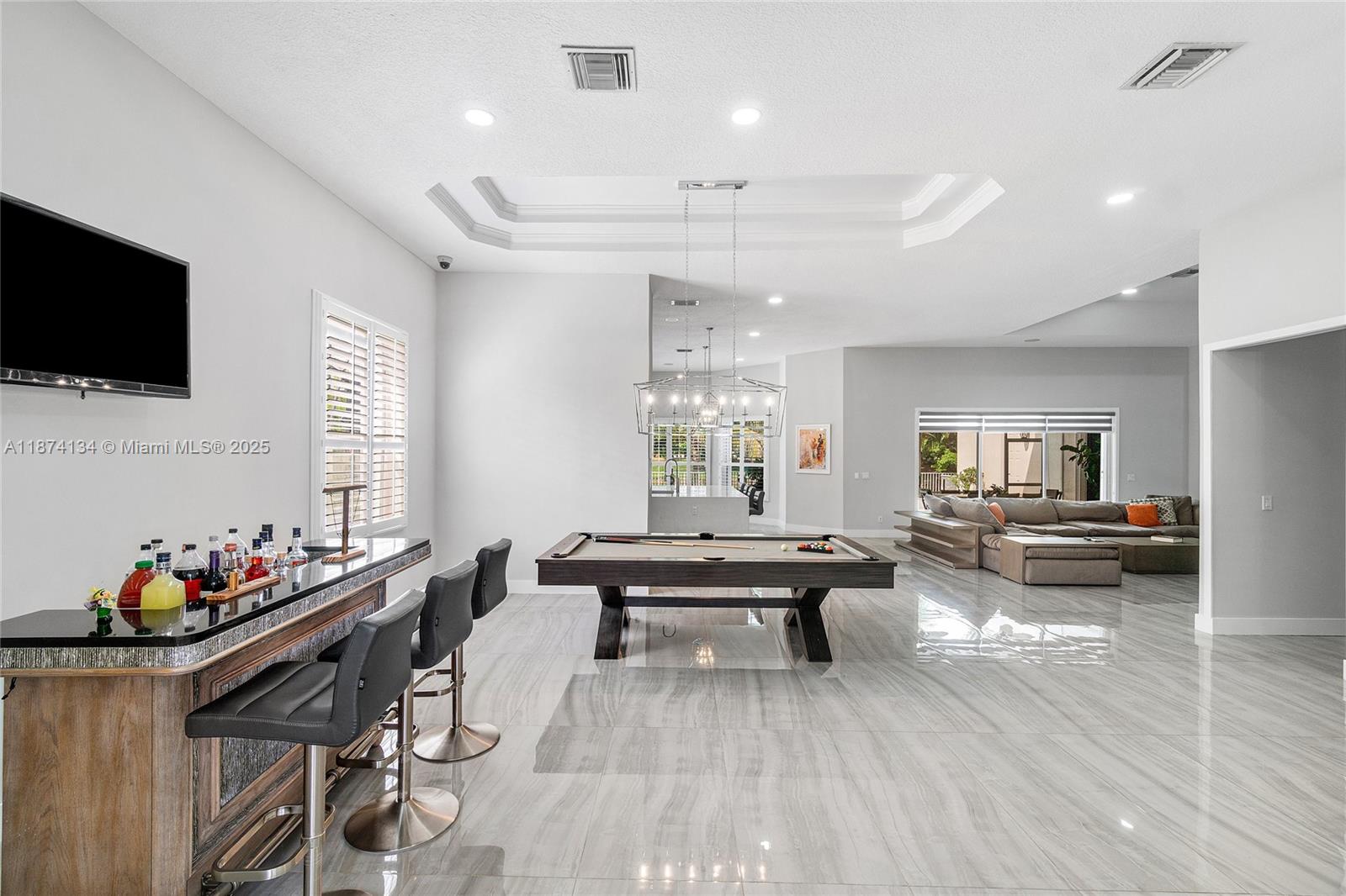 KENSINGTON NORTH - Residential