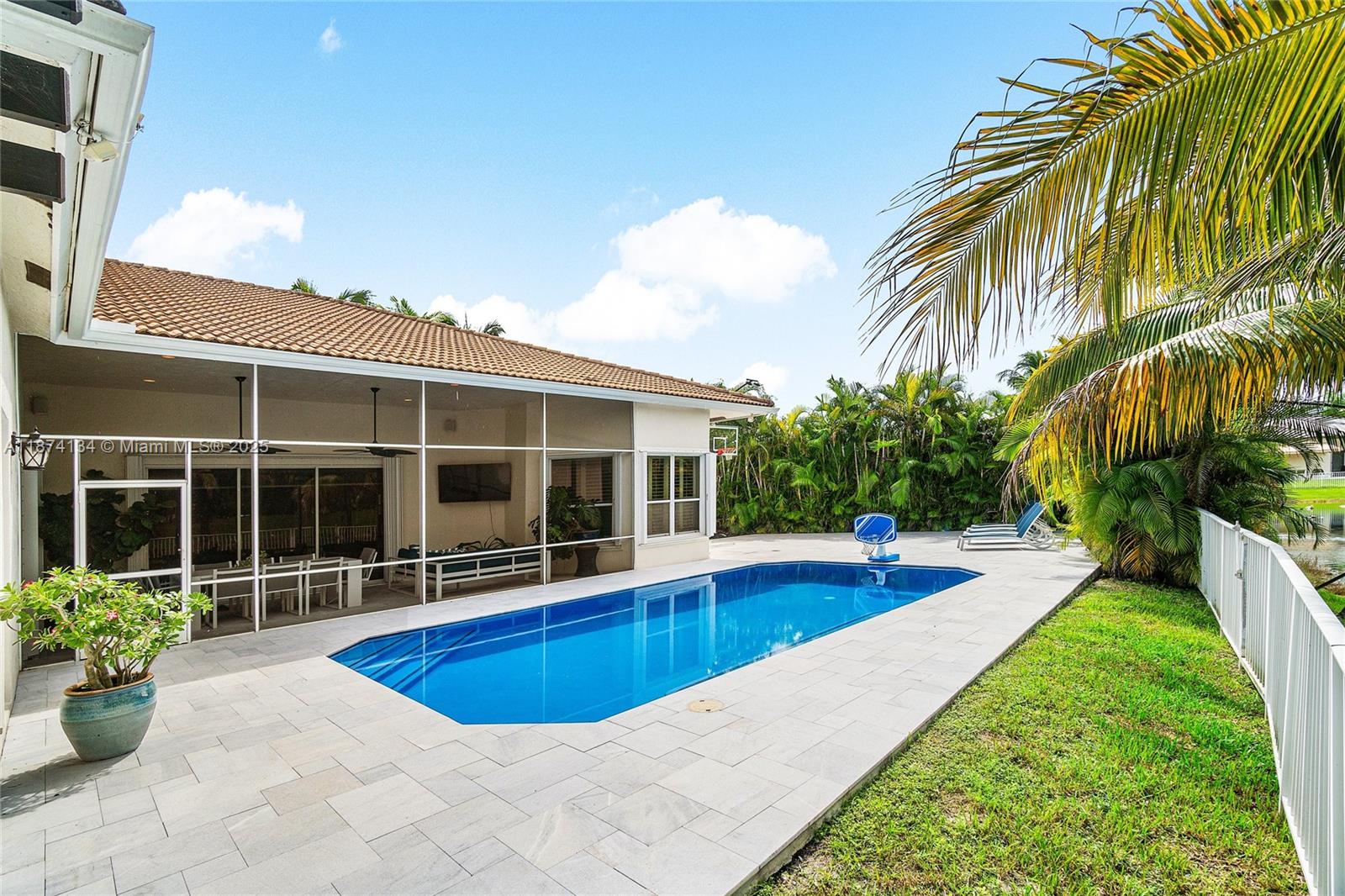 KENSINGTON NORTH - Residential