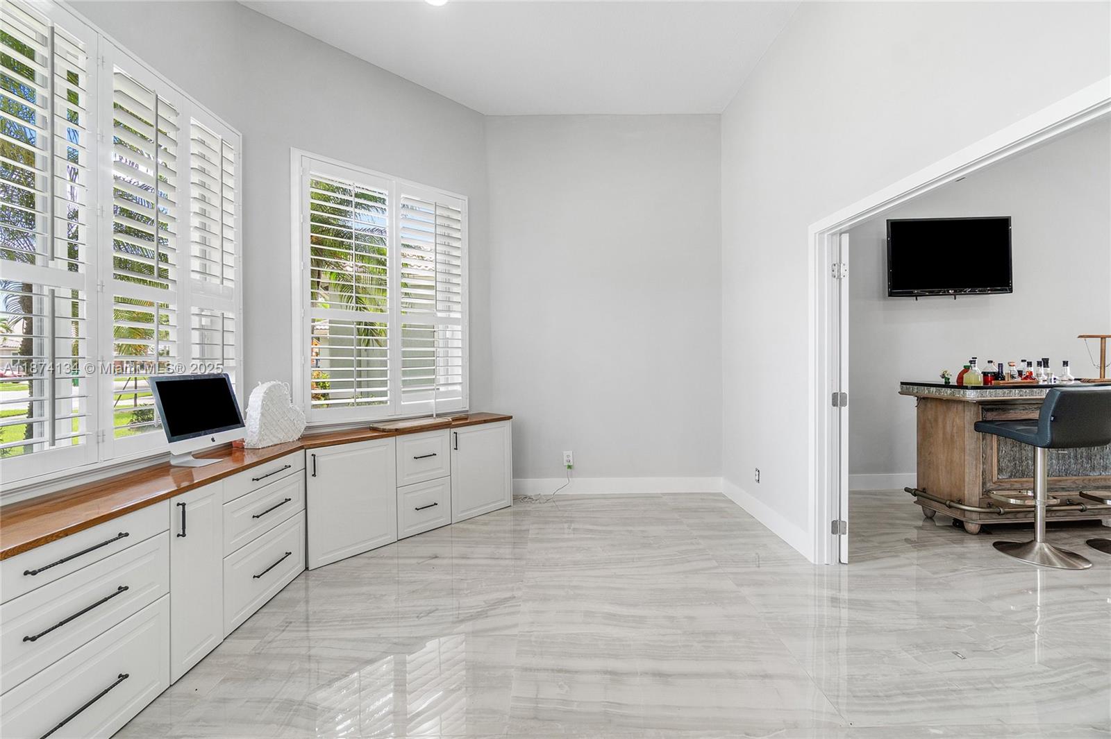 KENSINGTON NORTH - Residential