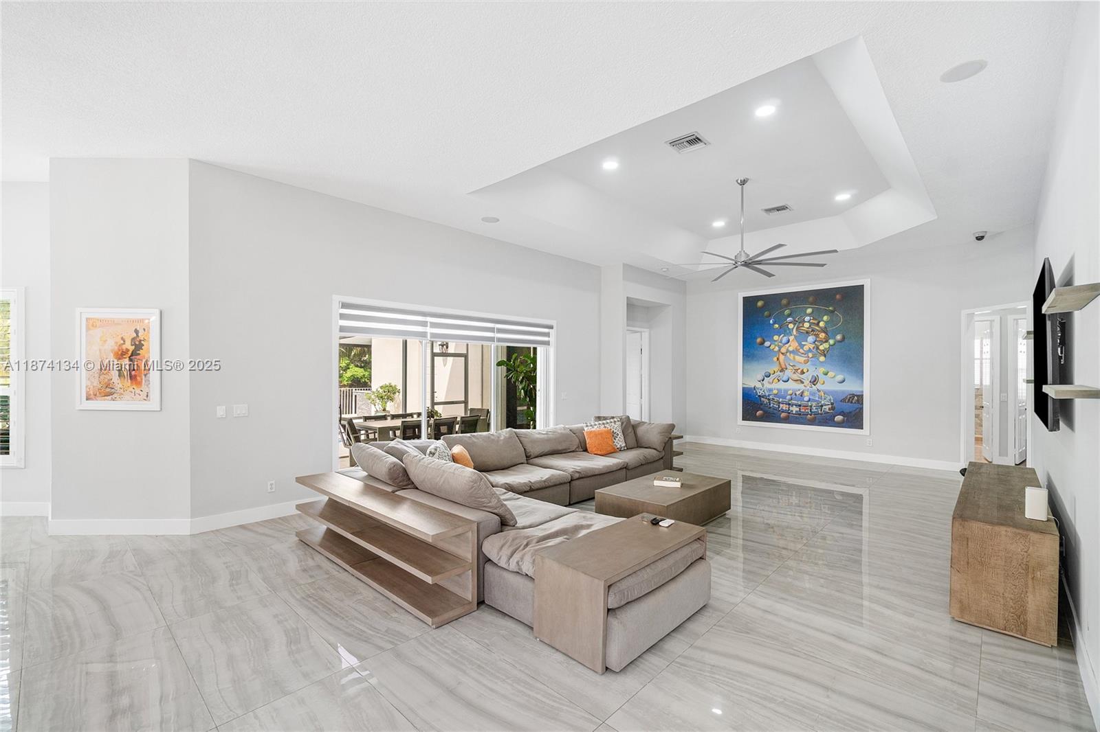 KENSINGTON NORTH - Residential