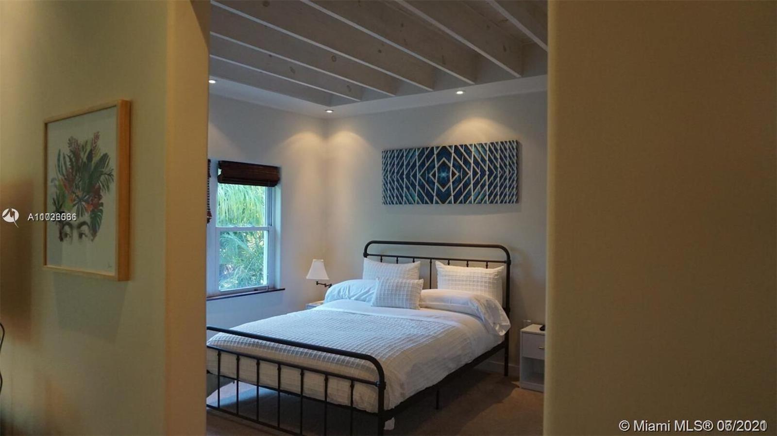 GRIFFING BISCAYNE PARK ES - Residential Income