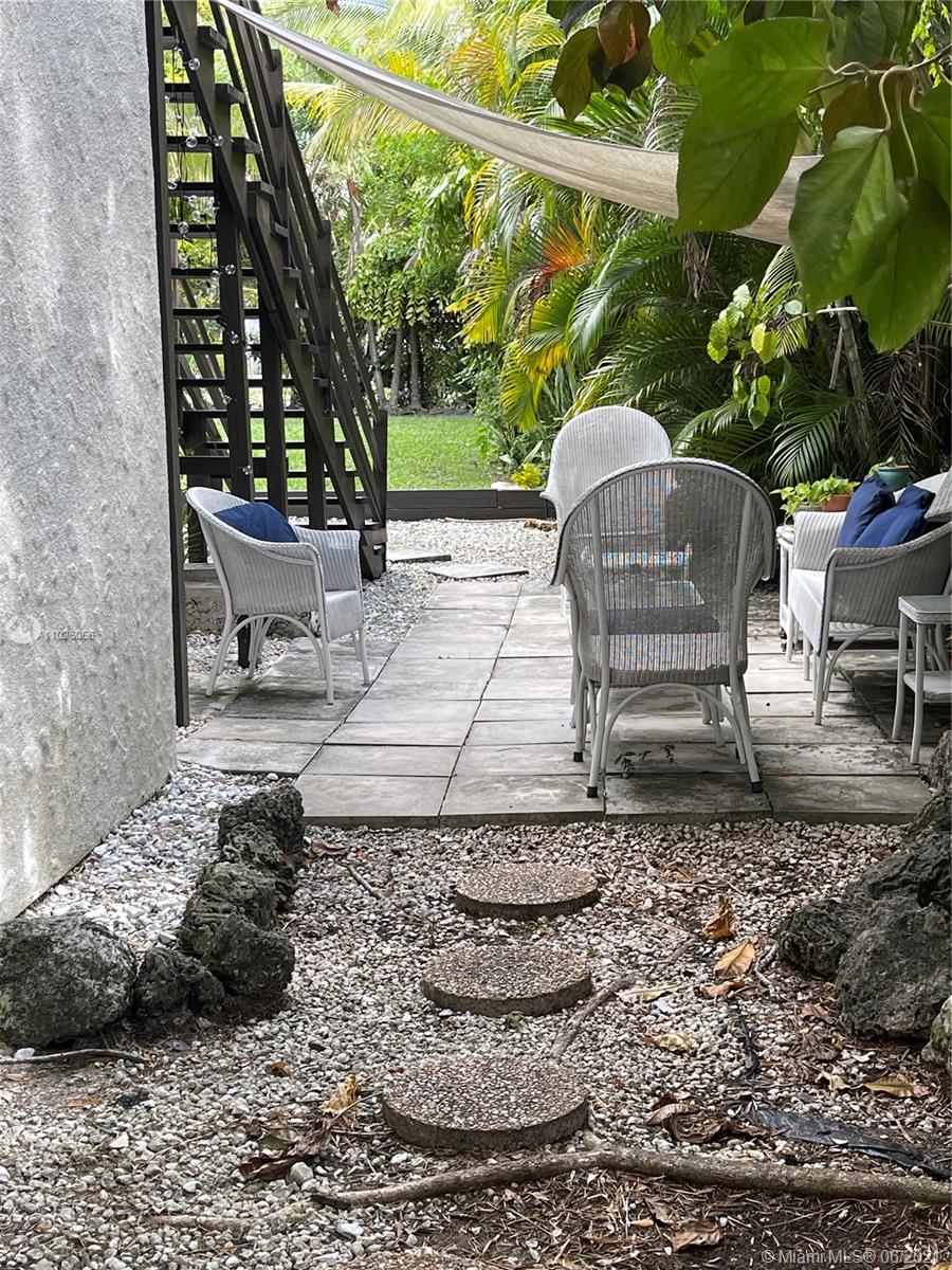 GRIFFING BISCAYNE PARK ES - Residential Income