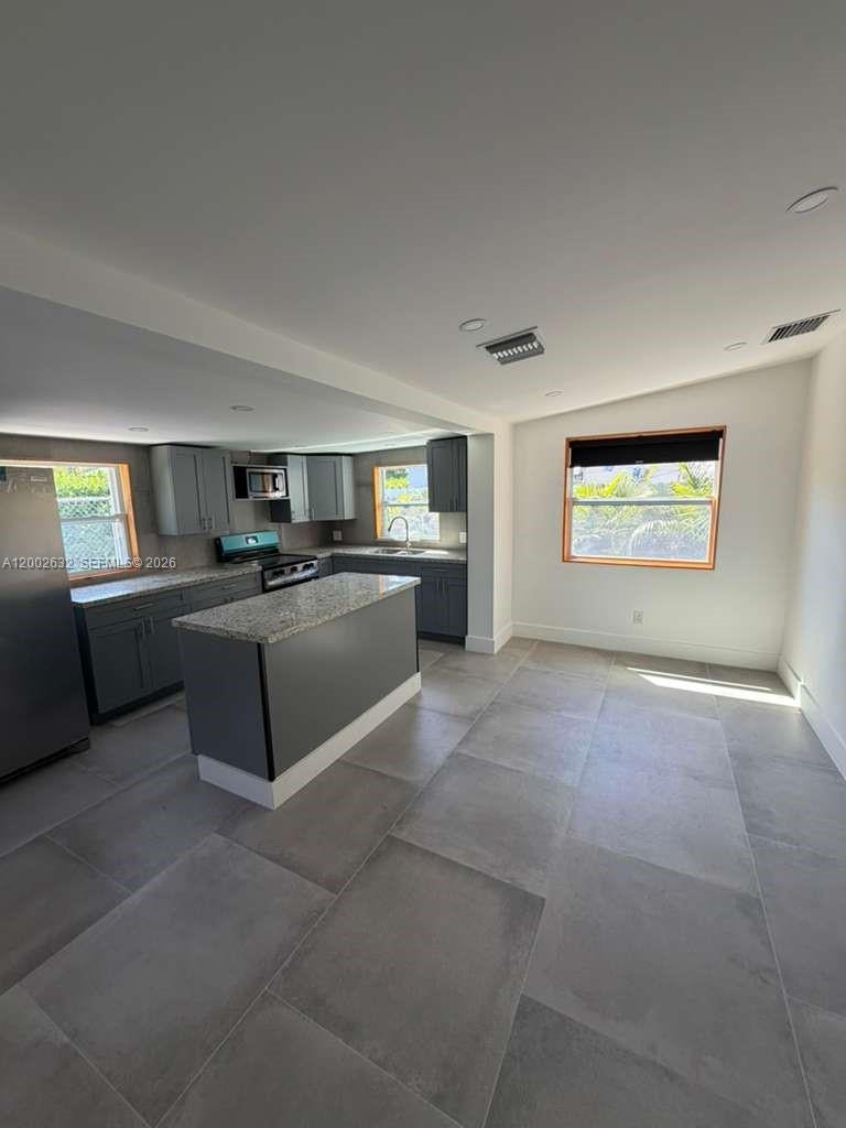 BISC GARDENS SEC H PART 1 - Residential Lease