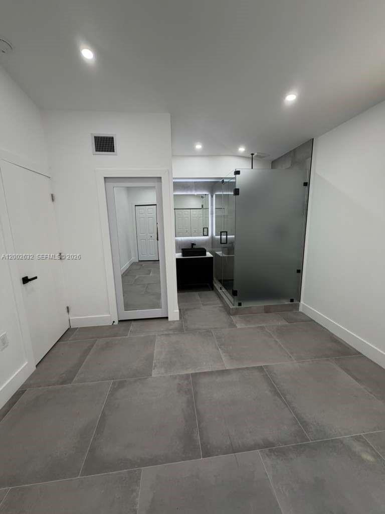 BISC GARDENS SEC H PART 1 - Residential Lease