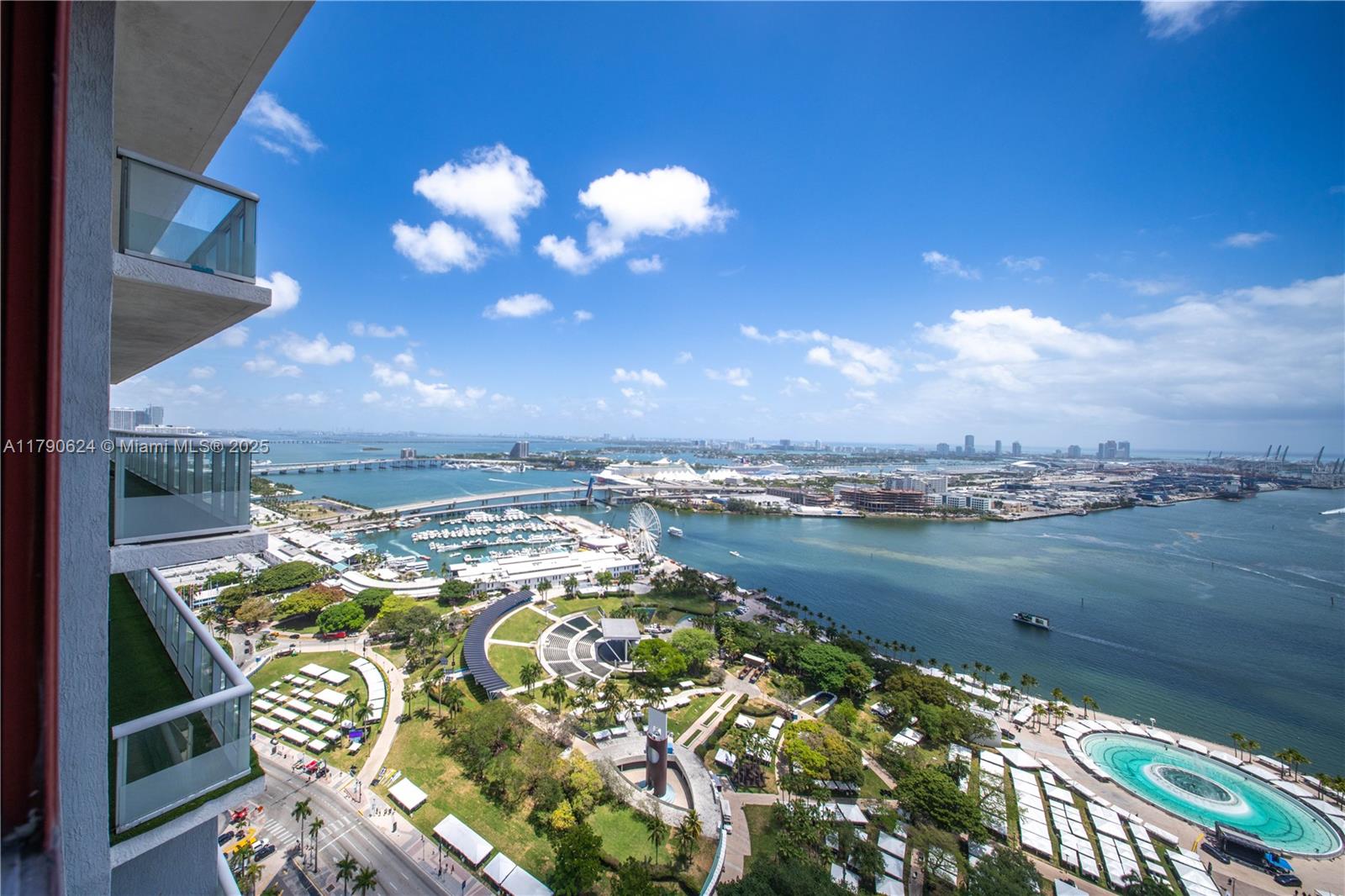 50 Biscayne Blvd 4004