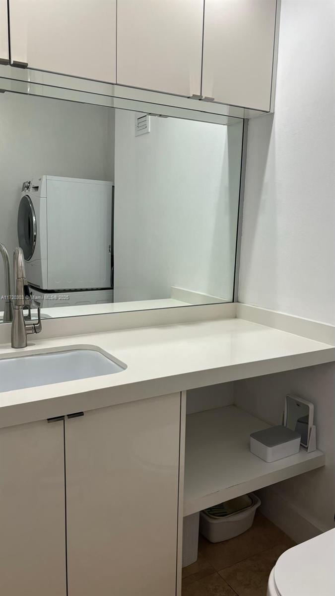 MIRADOR 1000 CONDO - Residential