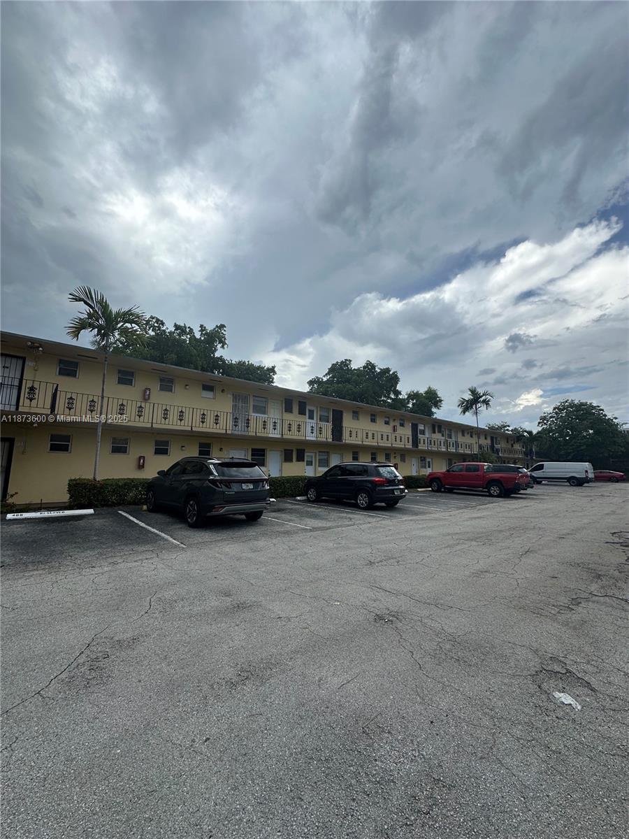 ***ONLY FIRST MONTH AND SECURITY DEPOSIT***LIVE IN THE HEART OF AVENTURA AT AN AFFORDABLE PRICE***THIS NICELY RENOVATED 1BD 1 1/2 BATH CONDO OVERLOOKS THE LAKE. NO AGE RESTRICTIONS. ENCLOSED TERRACE. WALKING DISTANCE TO AVENTURA MALL, PUBLIX, BANK & HOUSE OF WORSHIP. NO PETS, as per condo association no more than two people can occupy the property, 1 parking space, Washer/Dryer in the building, NOT in the unit. Condo association requires a $500 security deposit refundable at the end of the lease.