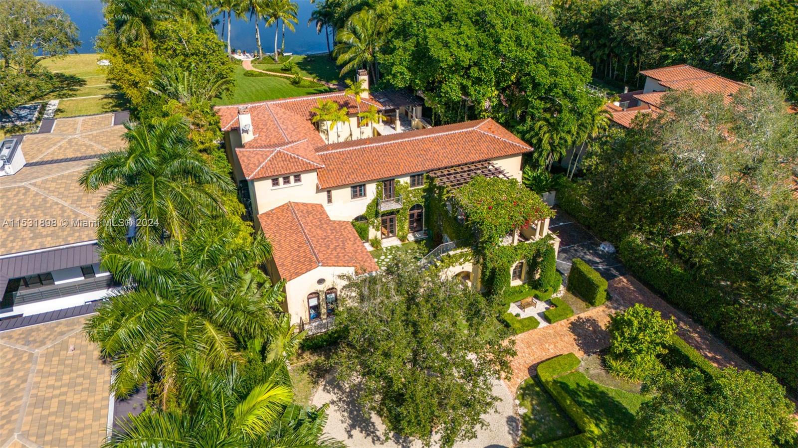 HAMMOCK LAKE NO 2 - Residential