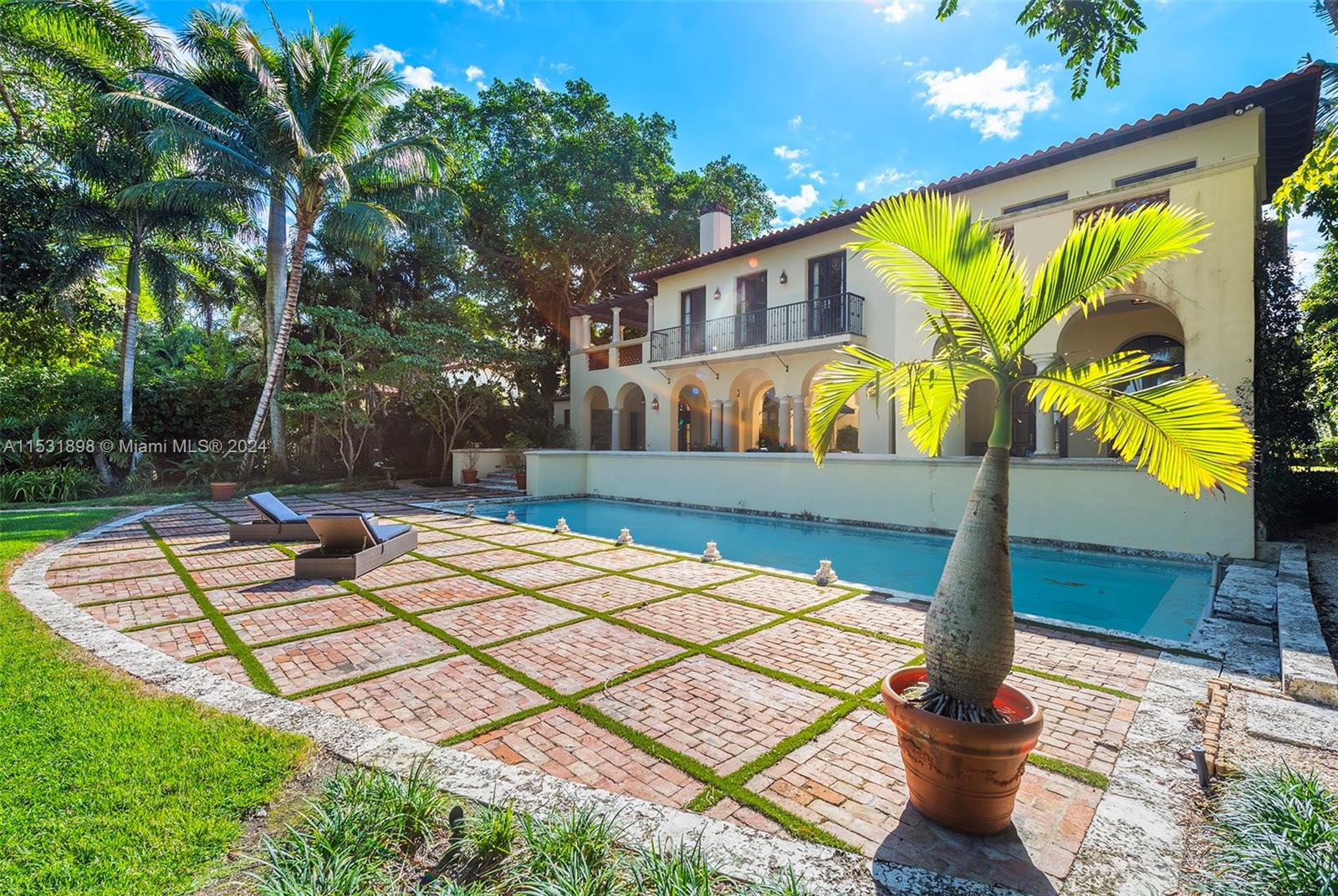 HAMMOCK LAKE NO 2 - Residential