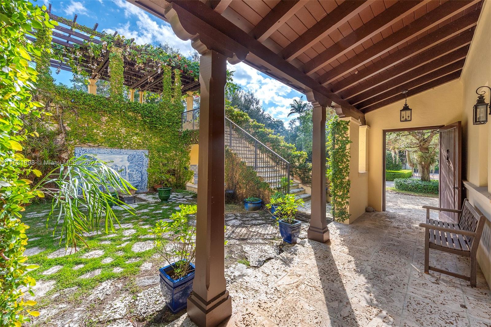 HAMMOCK LAKE NO 2 - Residential