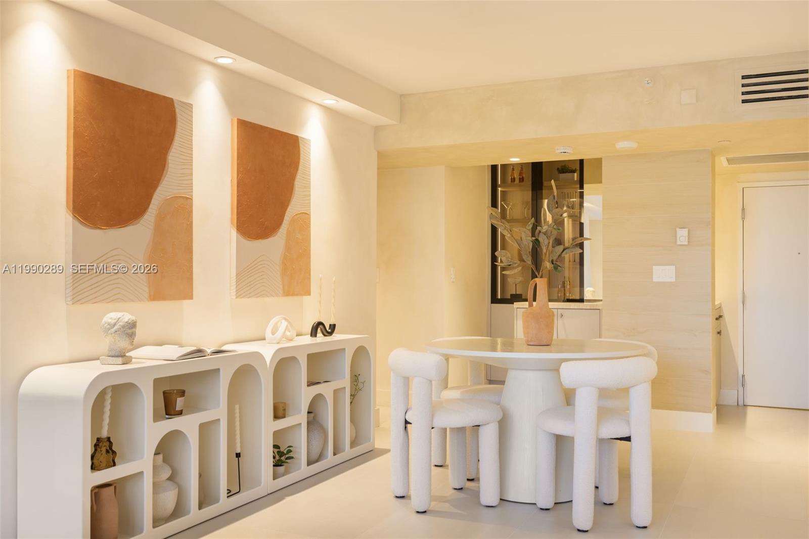 RONEY PALACE CONDO - Residential