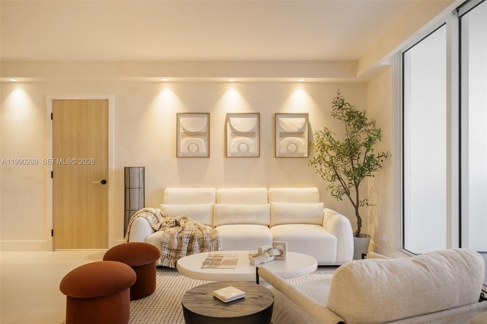 RONEY PALACE CONDO - Residential