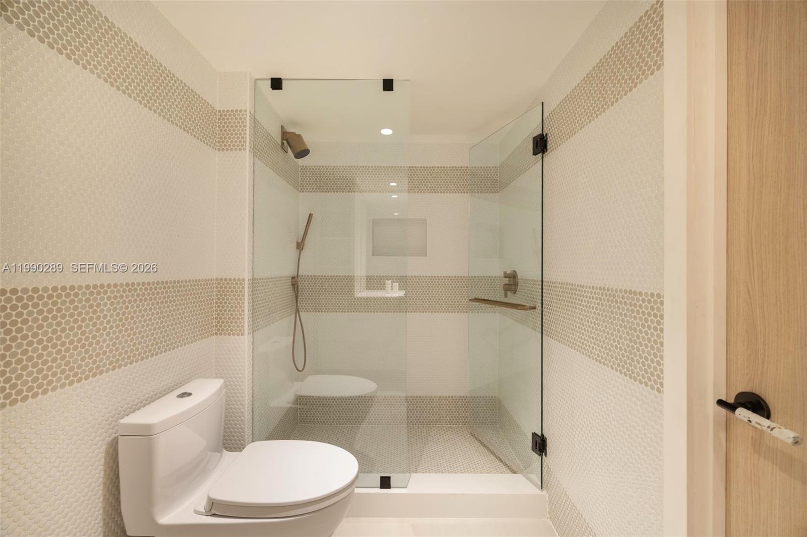 RONEY PALACE CONDO - Residential