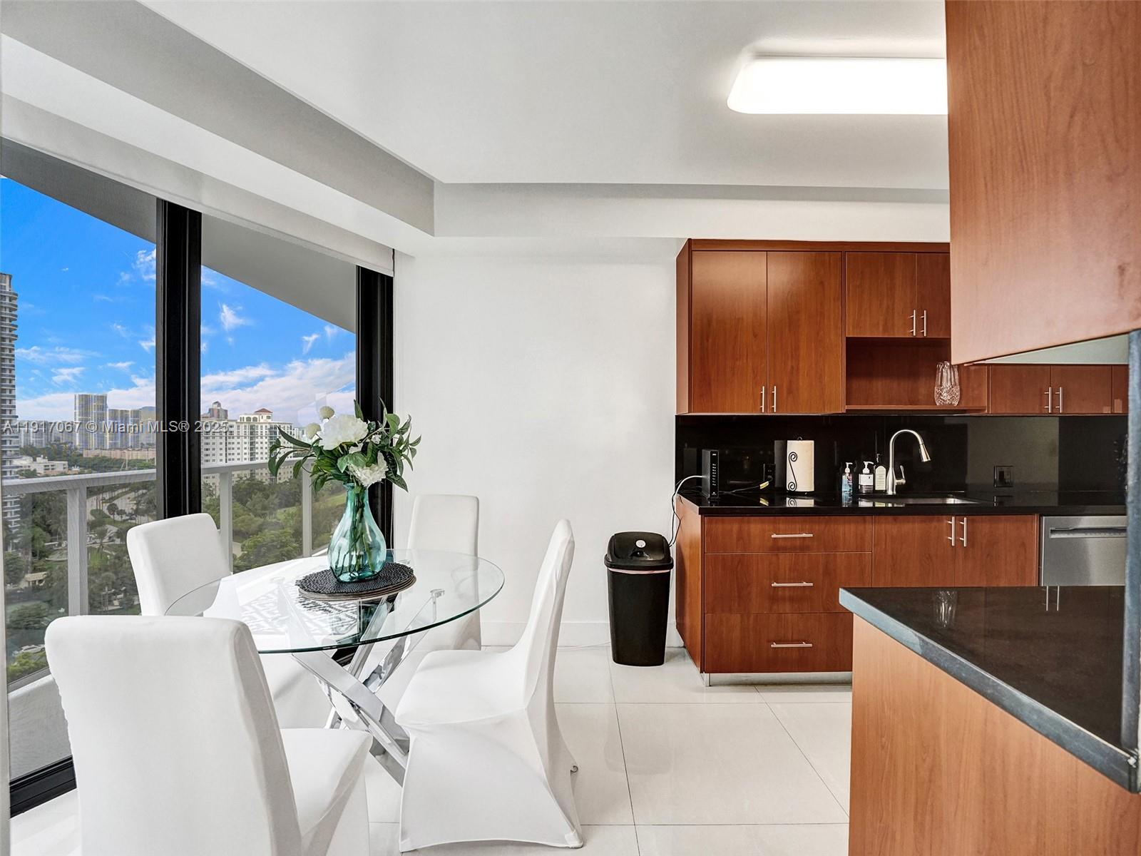 HAMPTONS WEST CONDO - Residential Lease