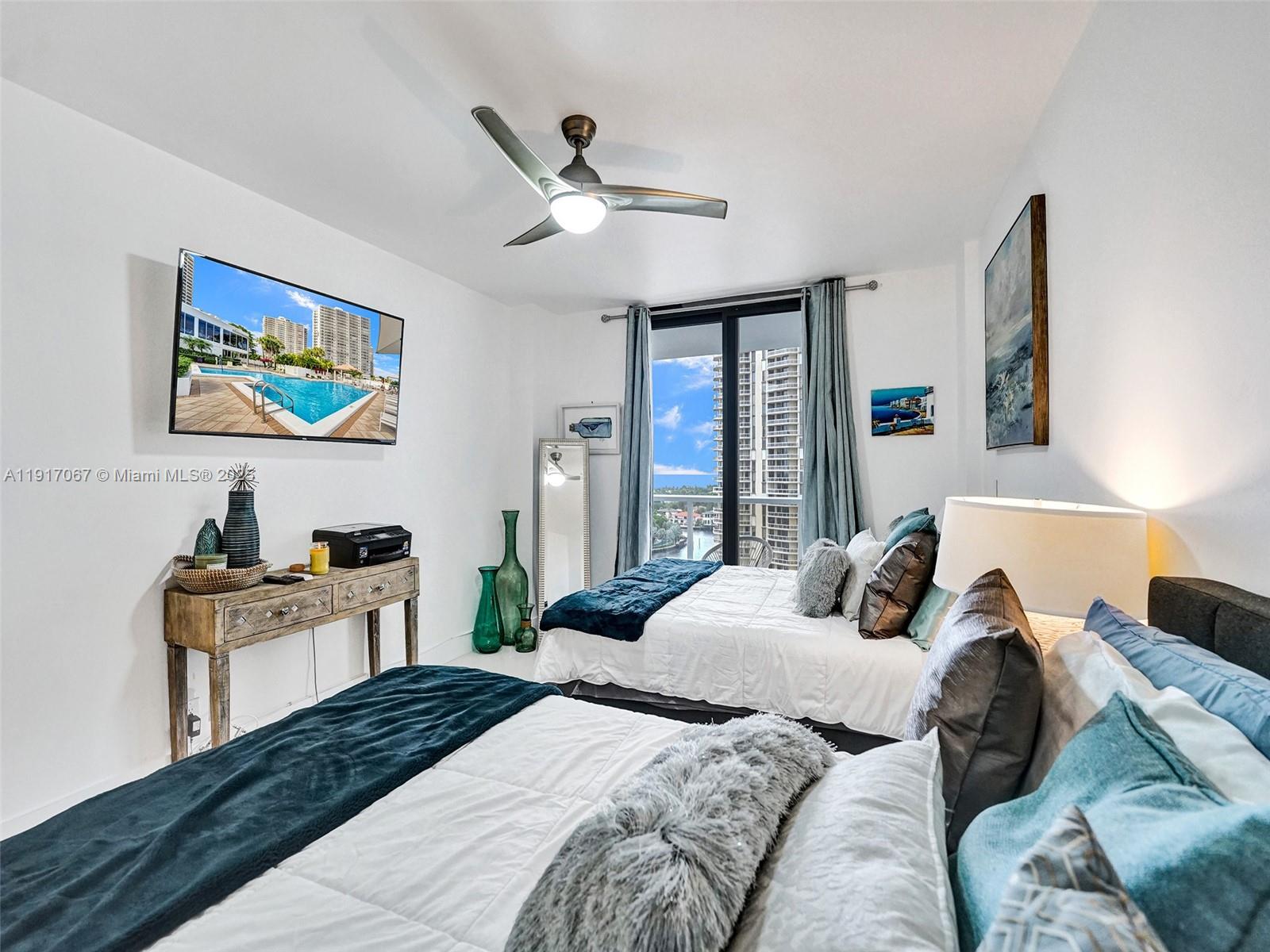 HAMPTONS WEST CONDO - Residential Lease