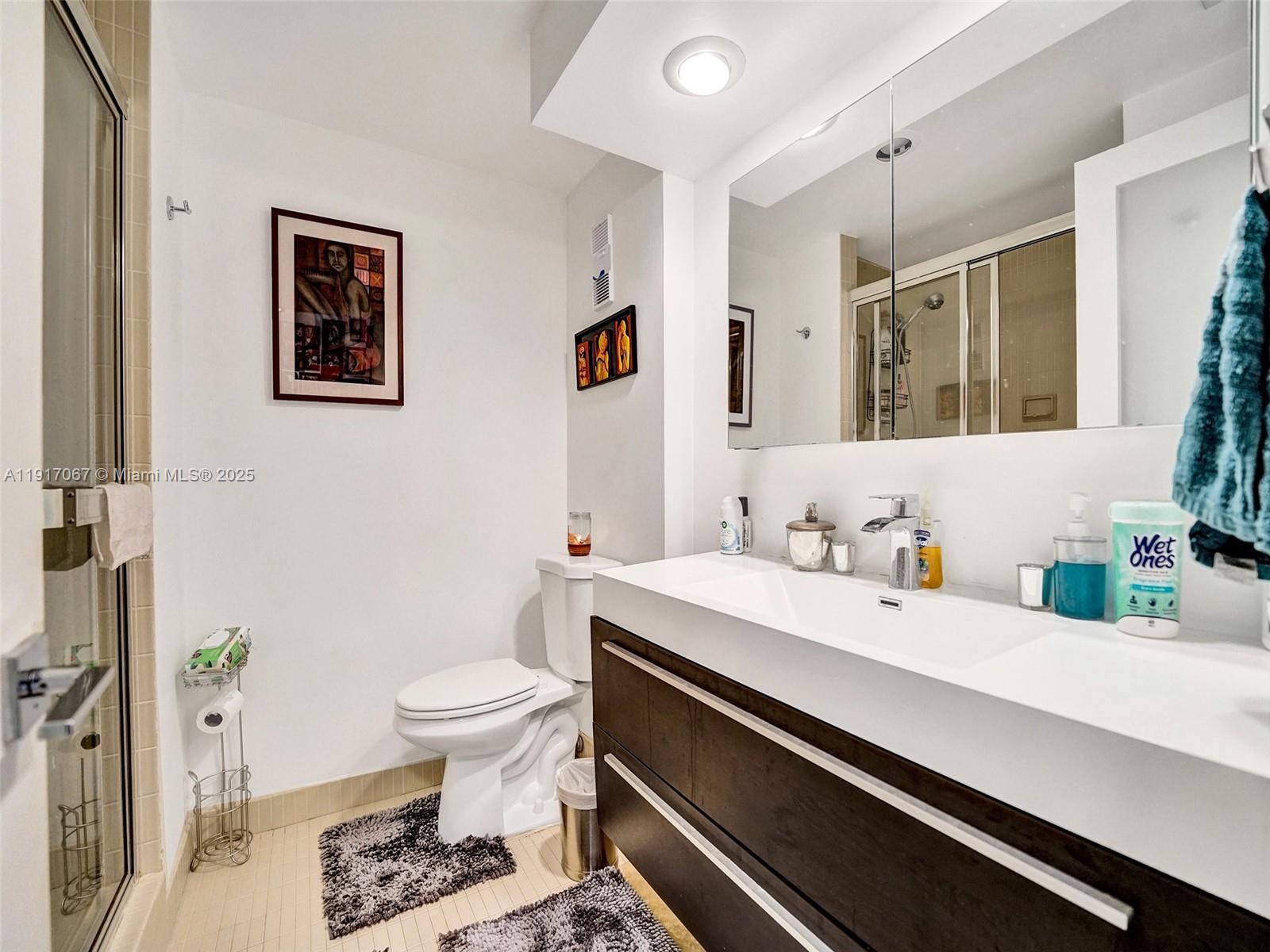 HAMPTONS WEST CONDO - Residential Lease