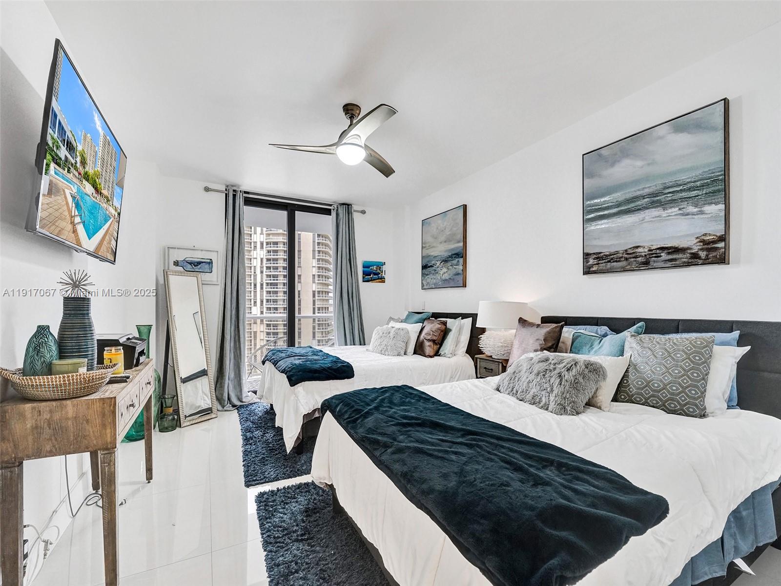 HAMPTONS WEST CONDO - Residential Lease