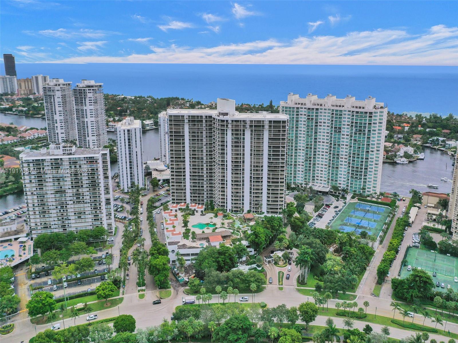 HAMPTONS WEST CONDO - Residential Lease