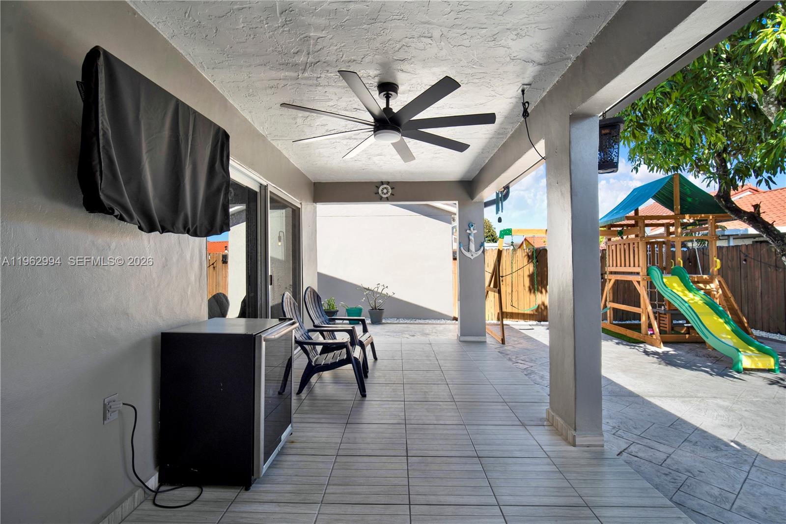 BIRD LAKES SOUTH SEC 3 - Residential