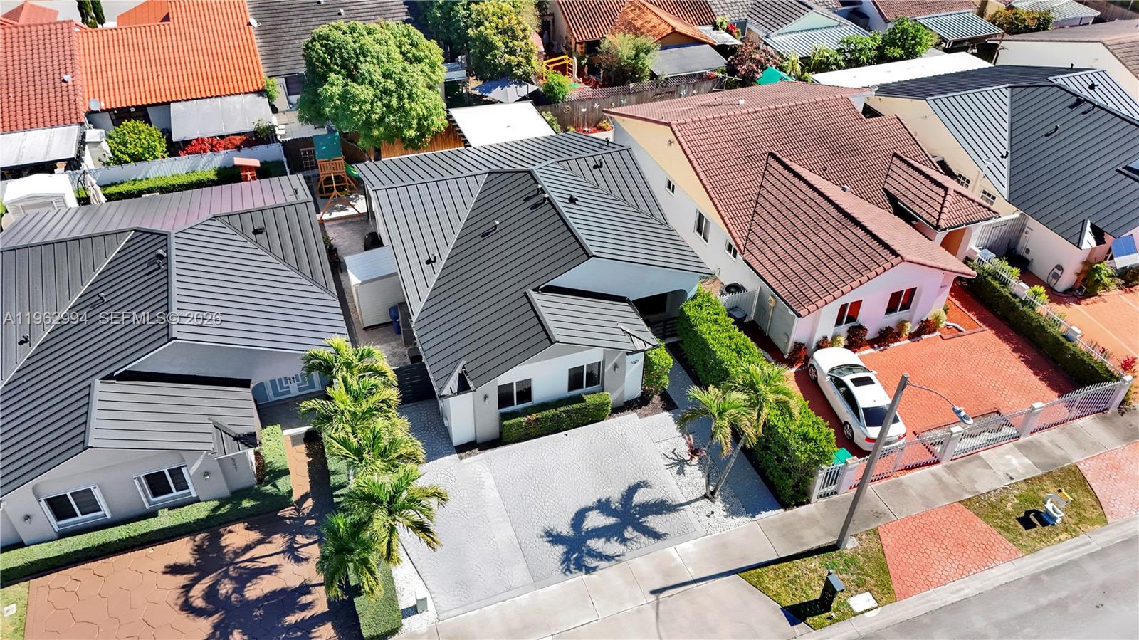 BIRD LAKES SOUTH SEC 3 - Residential