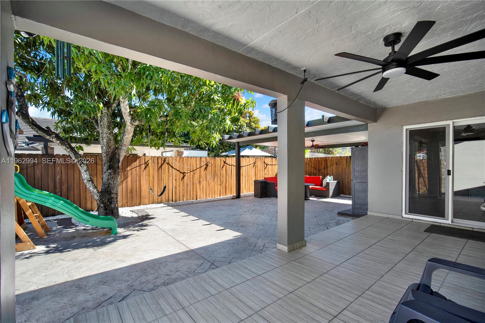 BIRD LAKES SOUTH SEC 3 - Residential