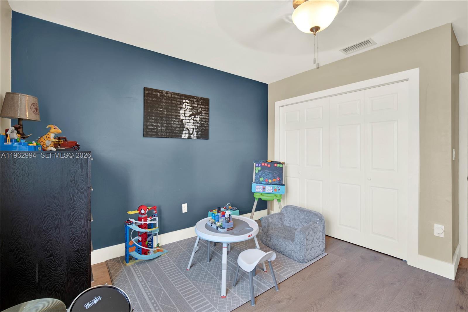 BIRD LAKES SOUTH SEC 3 - Residential