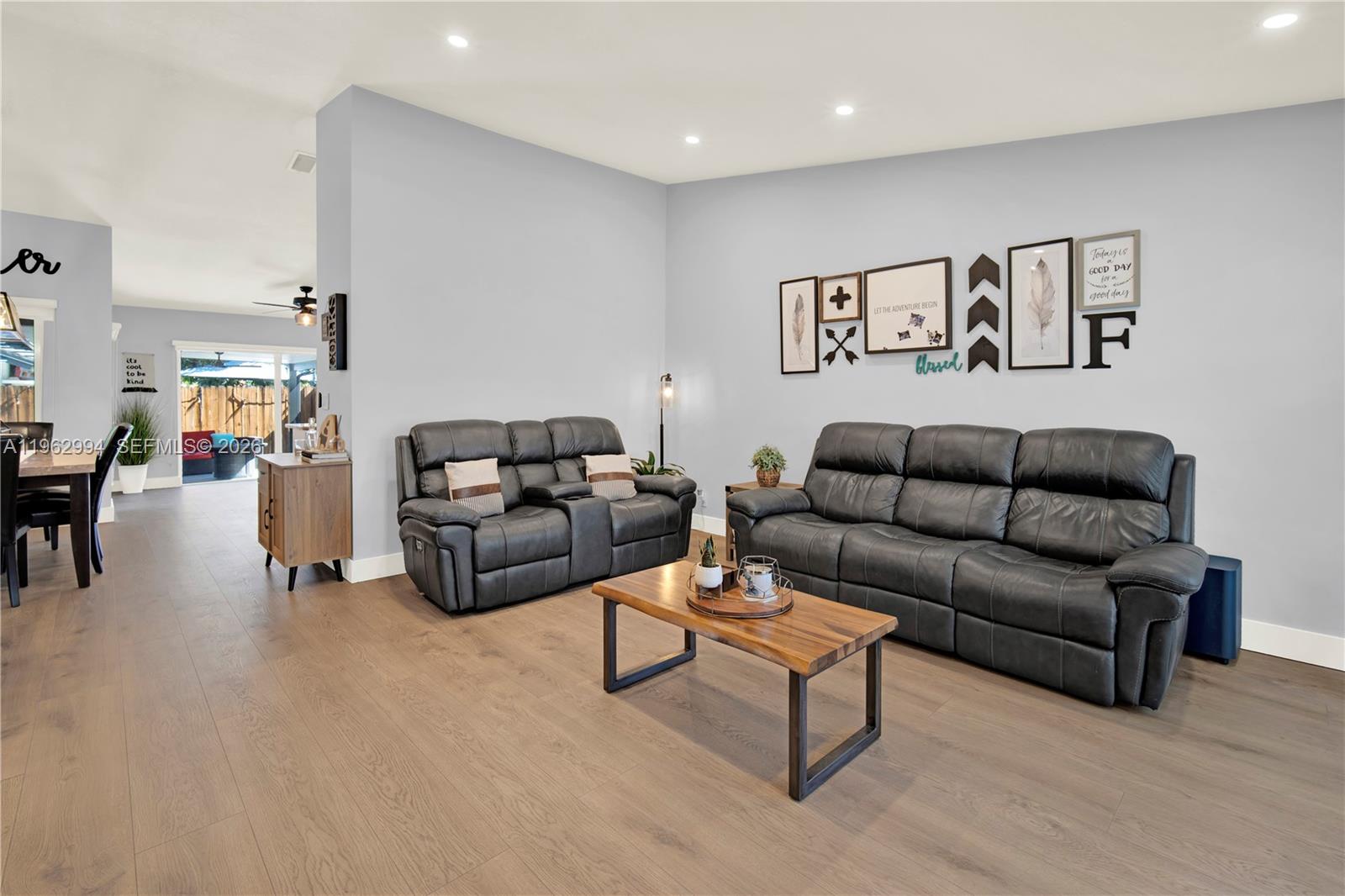 BIRD LAKES SOUTH SEC 3 - Residential