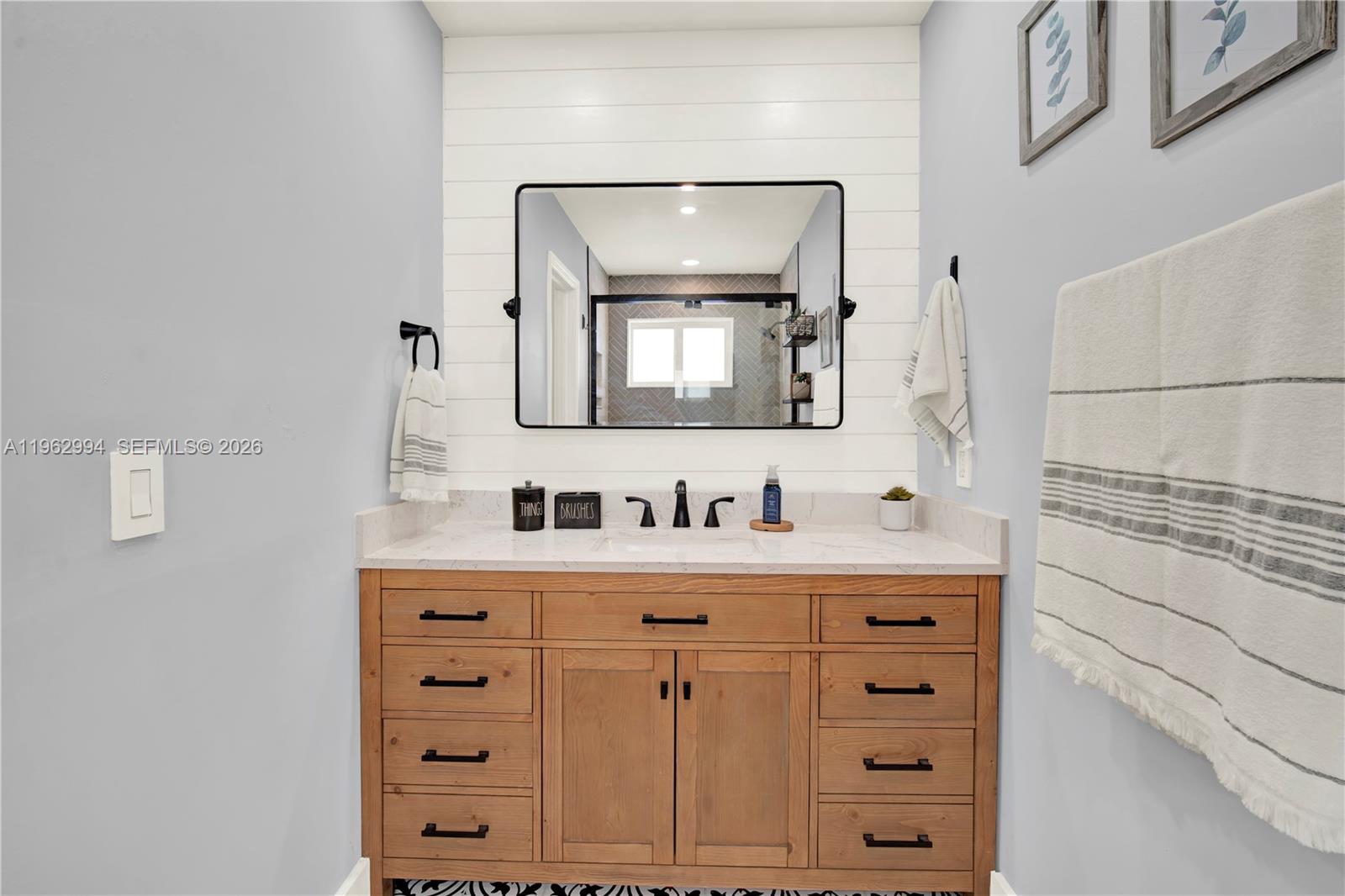 BIRD LAKES SOUTH SEC 3 - Residential