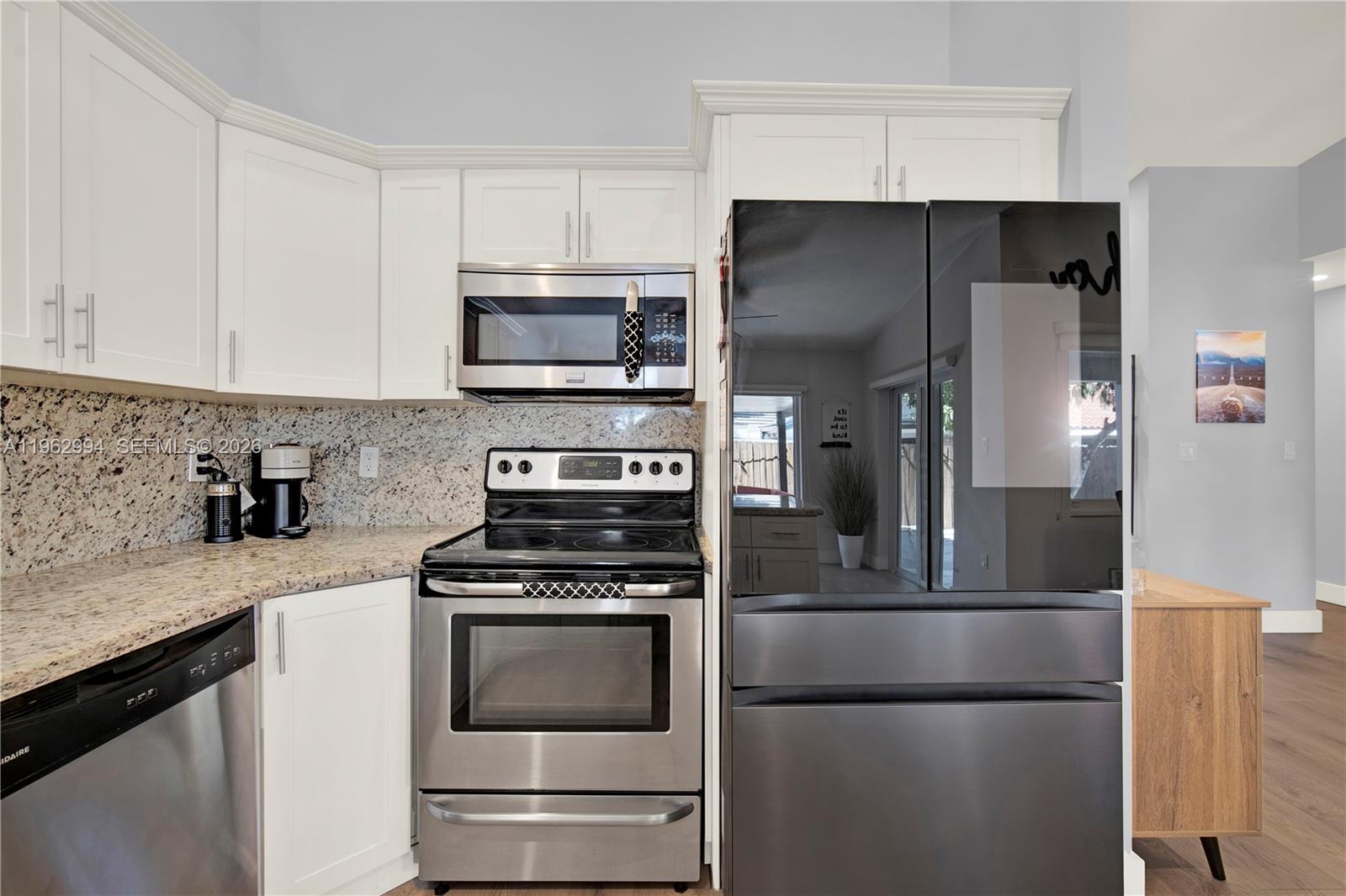 BIRD LAKES SOUTH SEC 3 - Residential