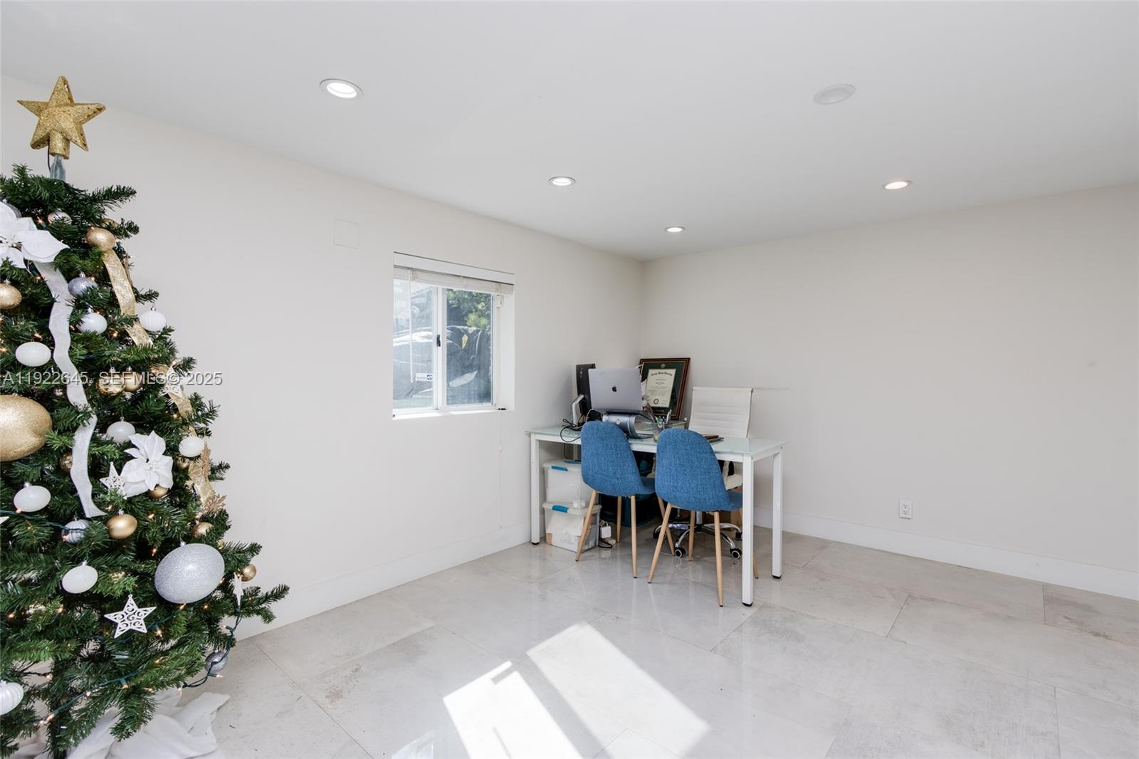 BREEZESWEPT ESTATES - Residential