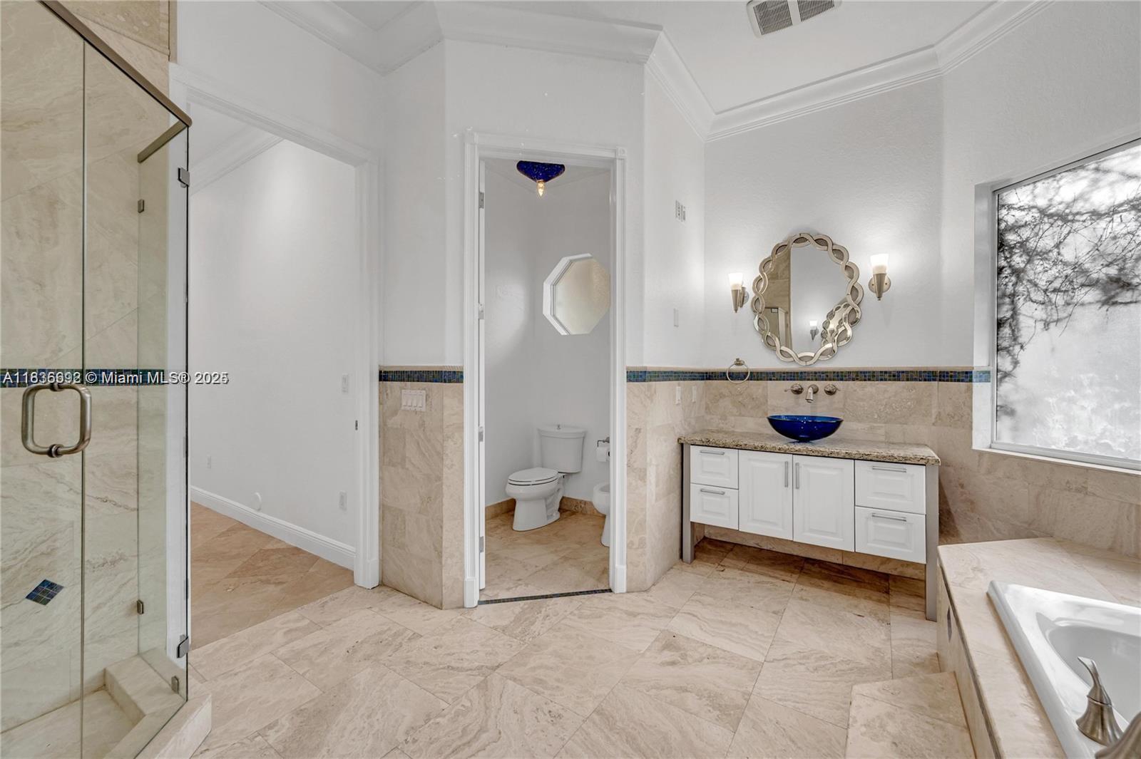 Pinecrest Oaks - Residential