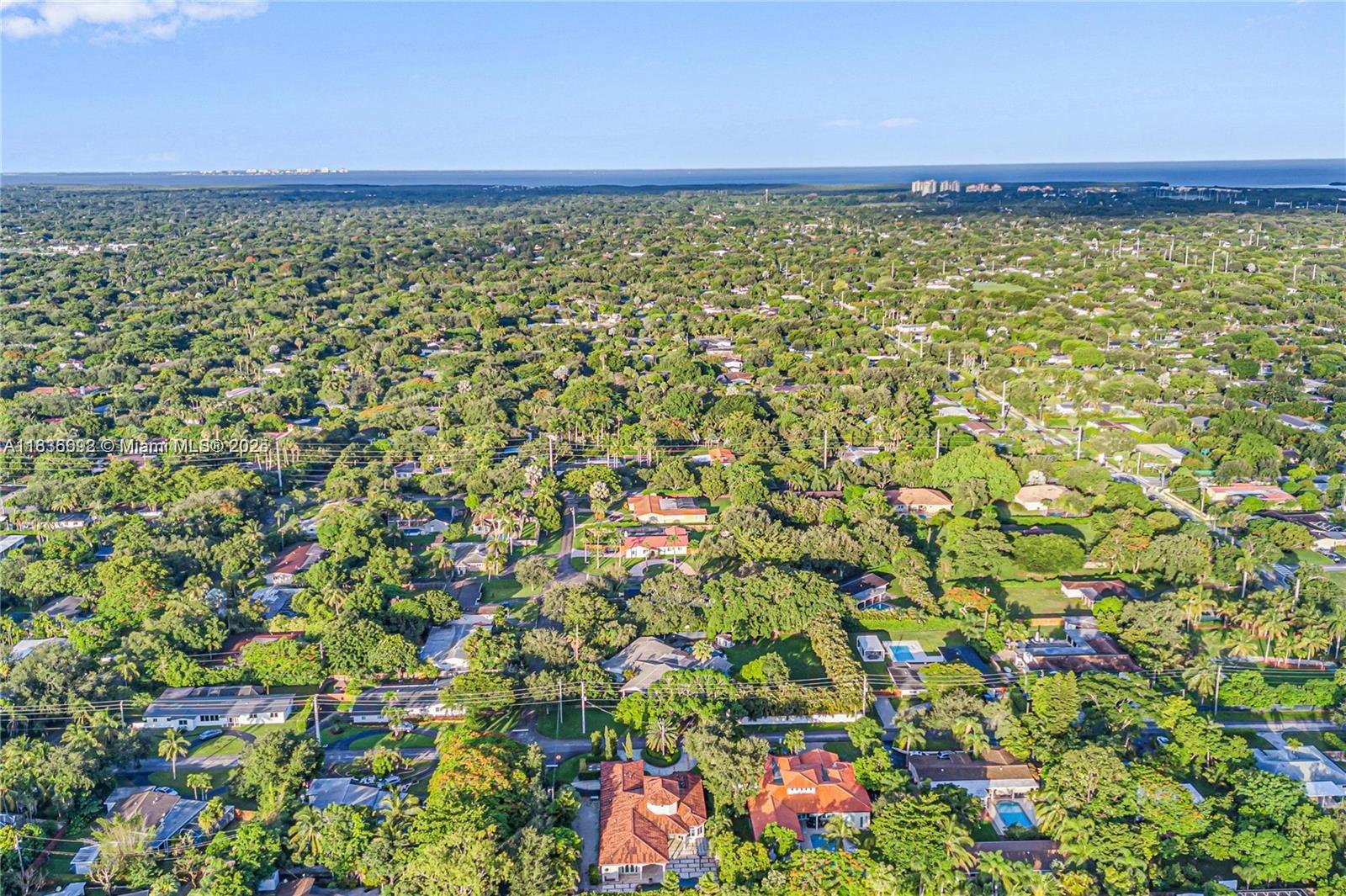 Pinecrest Oaks - Residential