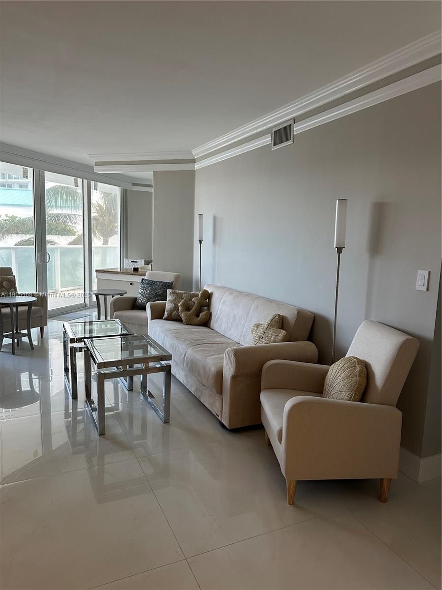 OCEANIA III CONDO - Residential Lease