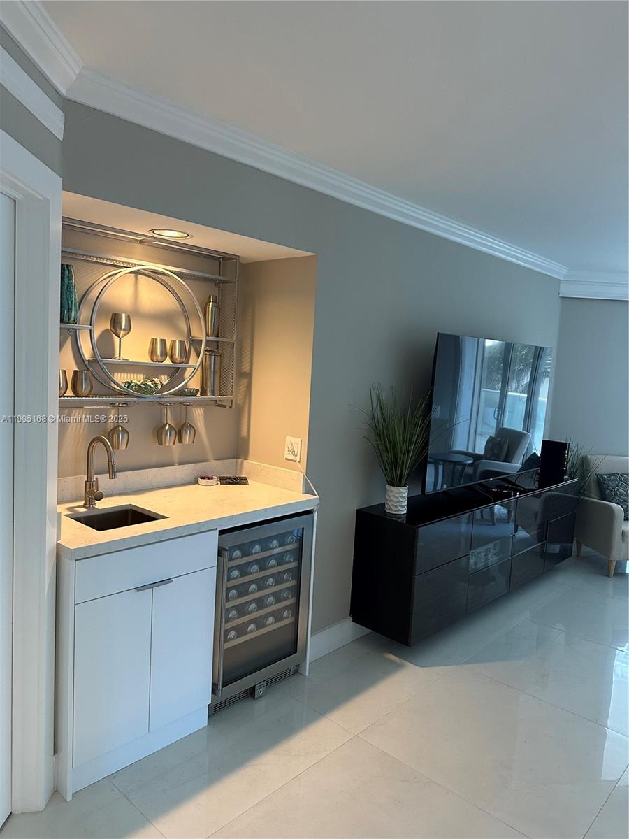 OCEANIA III CONDO - Residential Lease