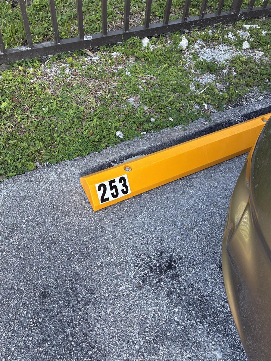 DORSET HOUSE CONDO - Residential