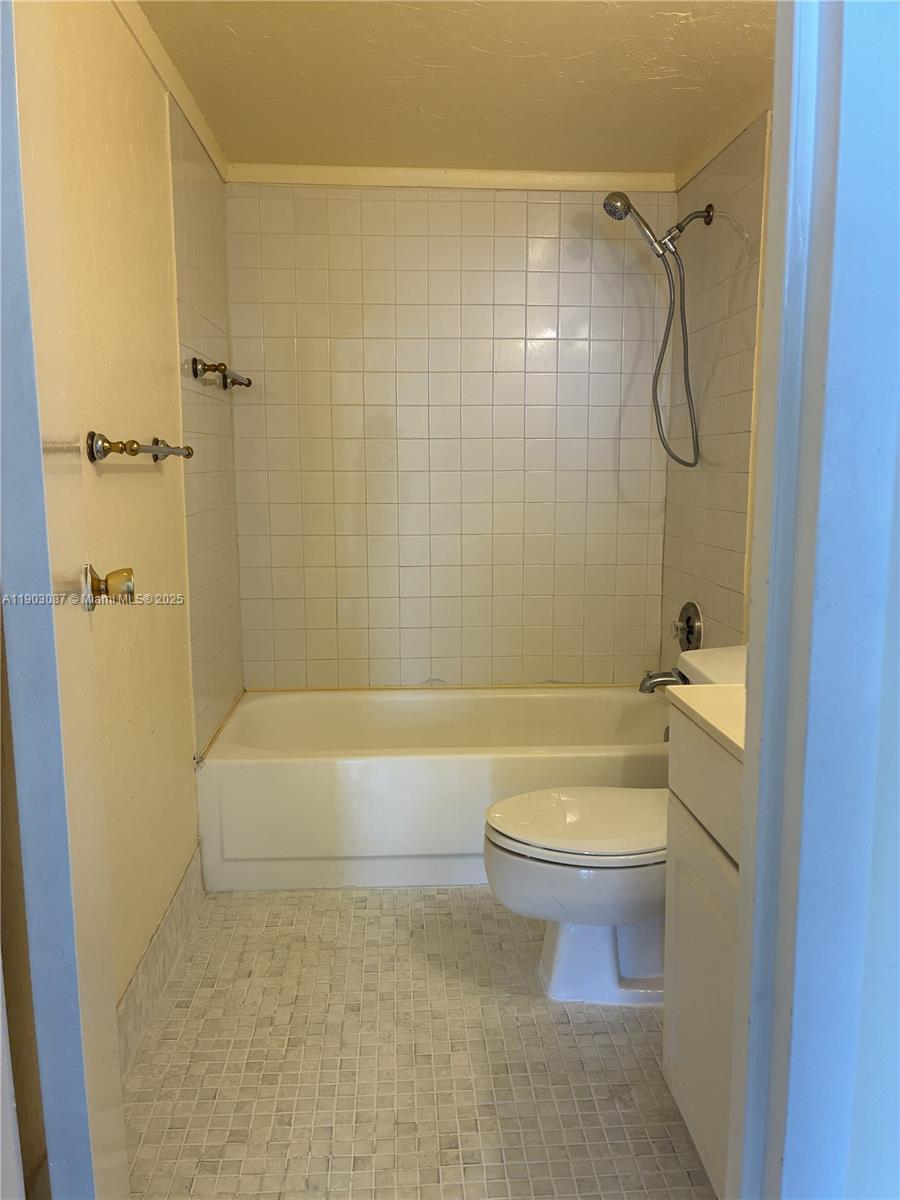 DORSET HOUSE CONDO - Residential