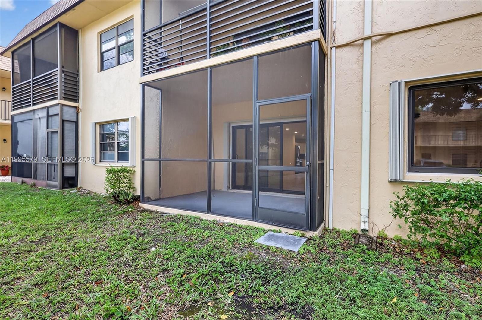 VILLAS AT CARRIAGE HILLS - Residential