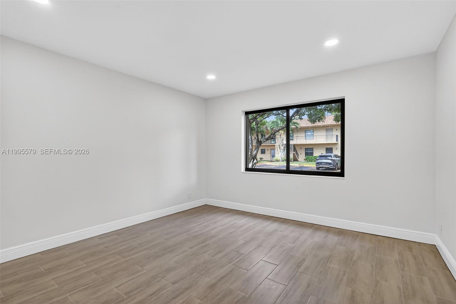 VILLAS AT CARRIAGE HILLS - Residential