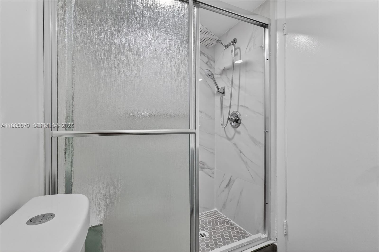 VILLAS AT CARRIAGE HILLS - Residential