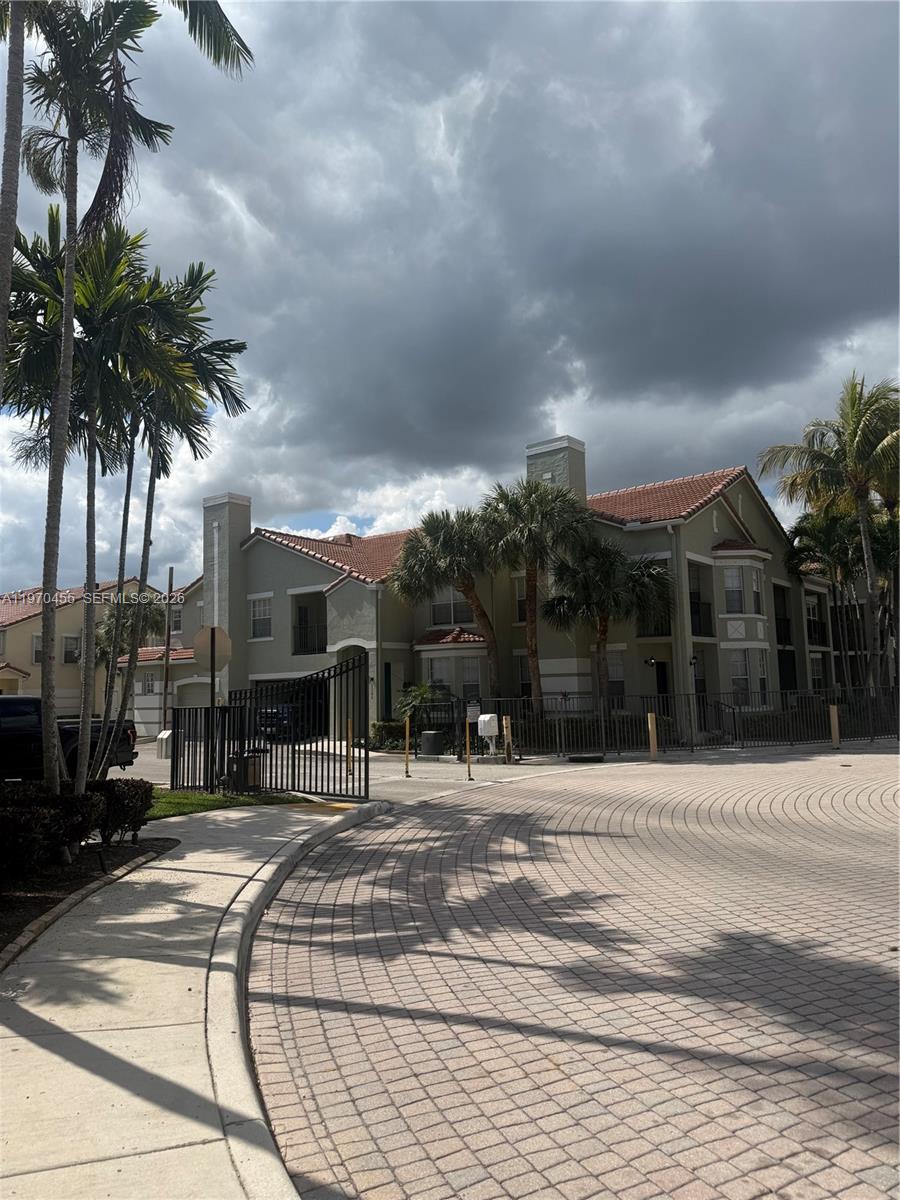 RESIDENCES OF BELMONT AT - Residential